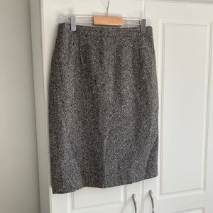 Vintage Wool Pencil Skirt in Amazing Condition